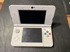 New Nintendo 3DS Konsole |
