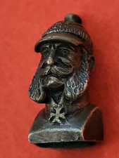 (2570) Büste von Kaiser Wilhelm I.aus Bronze mit Pickelhaube 