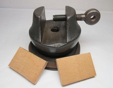 Graveurkugel mit Loch Holz und