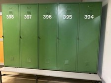 Retro Spinde metall Schrank Vereinsheim Feuerwehr Segelverein Fußballverein