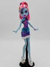Monster High Abbey Bominable Home Ick in Scaris Outfit Puppe