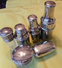 Antikes Reise-Toiletten/Kosmetik-Set, 1920er, Glas mit silbernen Hülsen