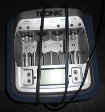 Tronic Universal Akku Ladegerät für Micro/Mignon/Baby/Monozellen /9Volt Block