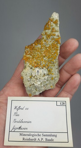 Wulfenit miess mezica - wulfenit,