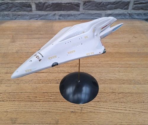 Star trek voyager - voyager, dauntless