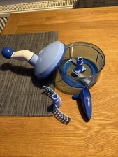 TUPPERWARE D126 HAPPY CHEF BLAU ZWIEBELSCHNEIDER ZERHACKER - neuwertig