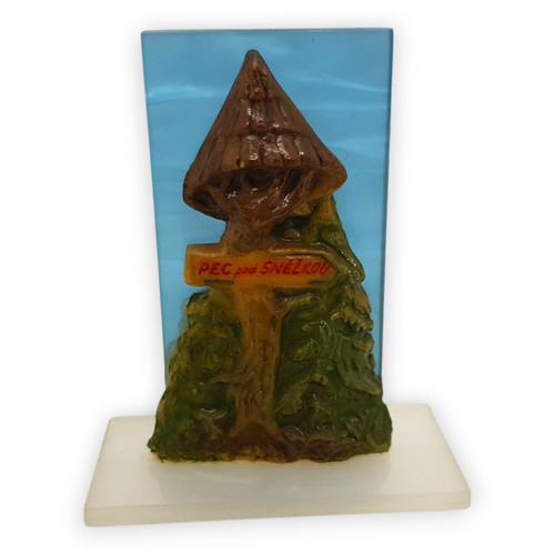 Souvenir pec pod - pec, snezkou
