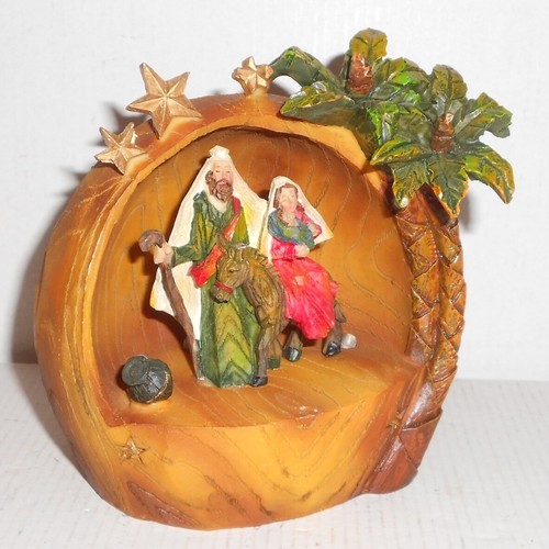 Weihnachtskrippe beleuchtet