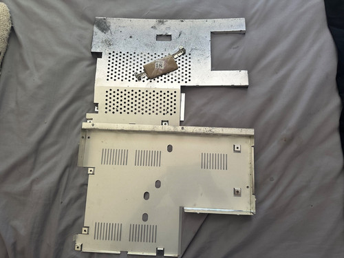 Amiga 500 metal shield - 500, +