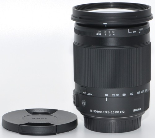 Sigma 18 300 - 3,5-6,3/18-300, makro