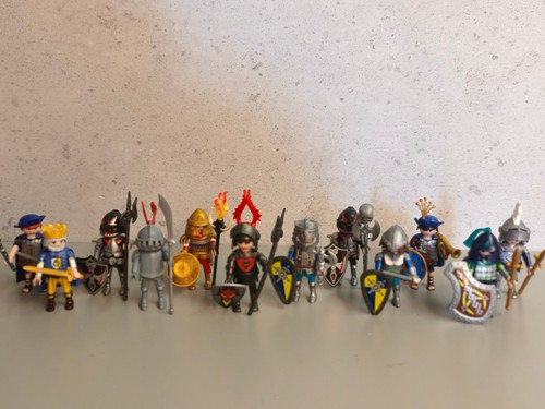 Ritter figuren waffen - 12,