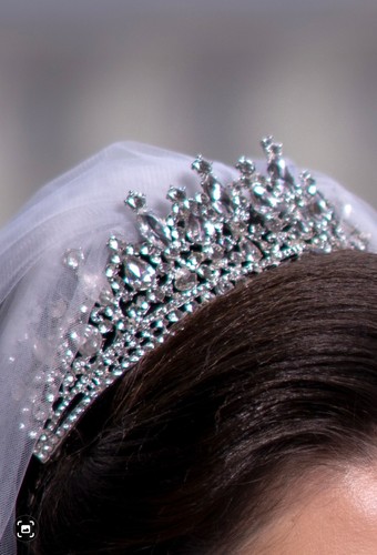 Brautkleider mit krone und - mit,
