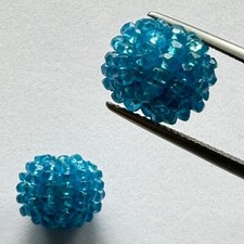 Apatit Paar Mit aufgezogenen  Perlen