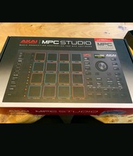 Akai Professional MPC Studio 16 Pads Sampler Controller Schwarz Neuwertig