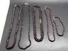 4 alte Ketten u. 1 Armband Granaten