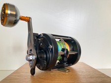 SHIMANO TRITON TR 200-G JAPAN Multirolle - 8x SCHNUR & POWER HANDLE NEU Norwegen