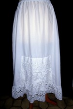 edler Trachten   Dirndl  - Unterrock,   weiß, Gr. 34 / 36 / 38, neuwertig