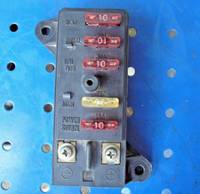 FUSE BOX SUZUKI VS 800