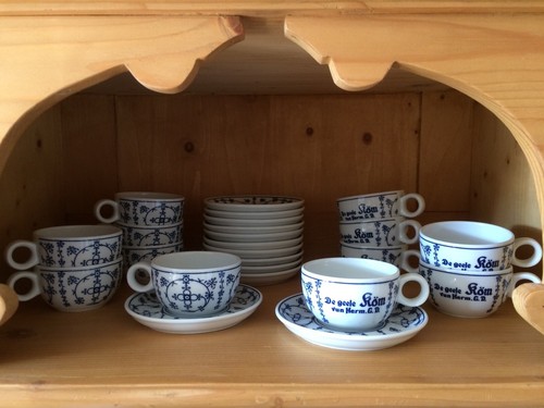 Tasse untertasse de geele - tasse,