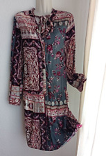 Wunderschöne Kleid mit  Volant   Gr. 40  100% Viskose Geblümt