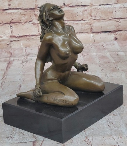 Signierte bronzeskulptur - signierte,