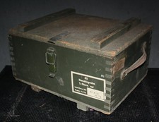 alte Munitionskiste 40 x 30 x 23 cm, Griffe aus Gurtband