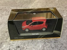 Opel Agila (B)  * Magma Rot *