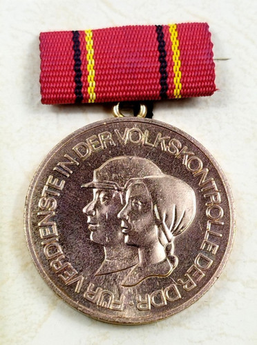Medaille für verdienste - medaille, in