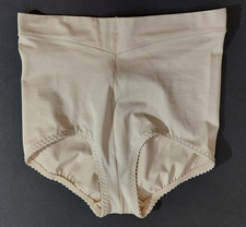 Miederhose ,  Label: "Triumph"