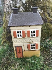 Windlicht Haus aus Steingut