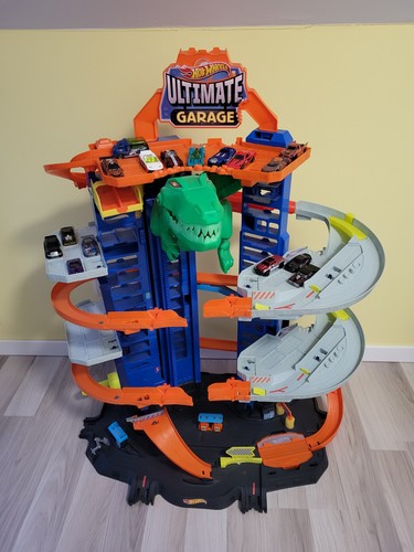 Hot wheels megacity - hot,