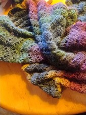 Schal, 100% Merino, Ca. 185x28cm, Lila, Rot, Grün, Beige Verlaufsgarn, Handgef.