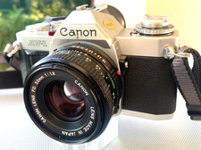 Canon AV-1 mit Lens New FD 50mm 1:1.8.