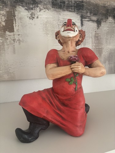 Achatit clown kniend - kniend, charlie