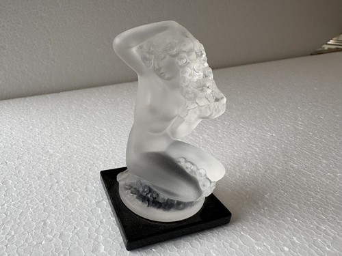 Stauettte glas frauenfigur - ,,