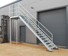 Außentreppe 3000mm mit Podest