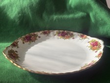 old country roses royal albert