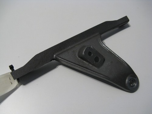 Scheinwerfer halter links - scheinwerfer-halter,