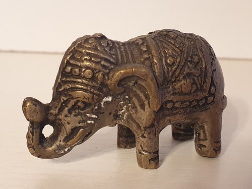 Handgefertigter elefant - handgefertigter,