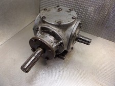 Winkelgetriebe Zapfwellenanschluß Winkel Traktor Agrar Si710  M311     1:1,25