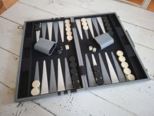 Backgammon im Koffer