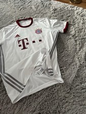 Trikot Adidas FC Bayern 2016-2017 Thomas Müller / 25 