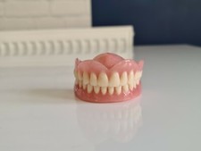 Zahnprothese,zahnersatz,prothe