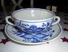 Suppentasse mit Untertasse