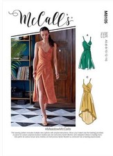 Schnittmuster McCalls 8105 hübsches Trägerkleid mit Wickeloptik Gr. 32-50