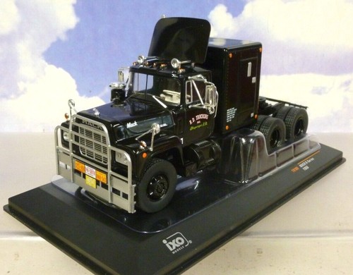 Ixo diecast 1966 mack r - ixo,