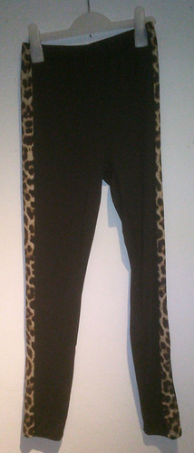 Schwarze leggings seitlich mit - seitlich,