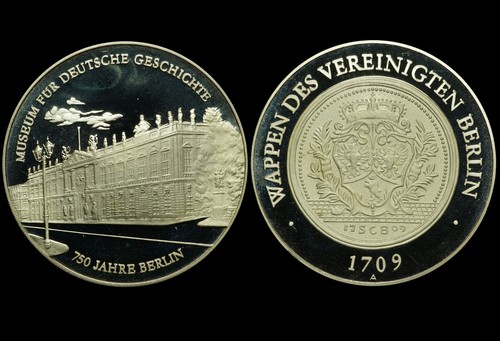 Berlin medaille ddr - berlin:,