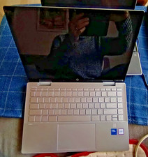 HP Pavilion x360 2in1