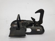 VW Passat B6 Variant  Motorhaube Motorhaubenschloss Fanghaken  3C0823480   (07)